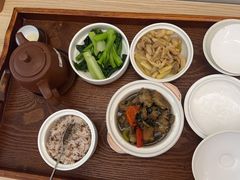 -雪梅月子中心(华侨城店)
