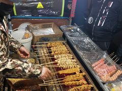 -小魏哥果仁烤面筋