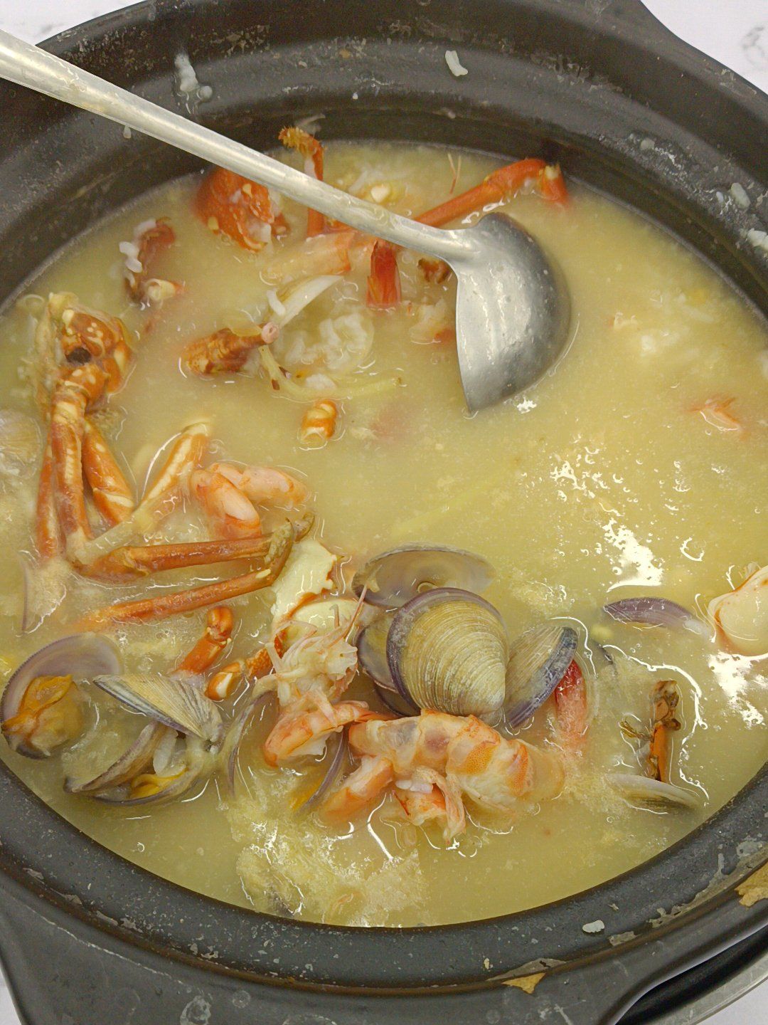 一定要来这家吃龙虾砂锅粥