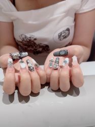 -丽心自助美甲美睫