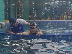 -Swim斯卫姆国际儿童游泳中心(红博中央公园店)