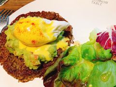 -Common Table · Brunch & Coffee