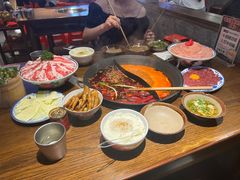 -萍姐火锅·公路夜市(武汉首店)