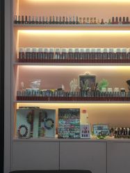 -斐尔国际皮肤管理中心