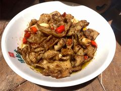 小炒肥肠-唐伯虎新派湘菜馆(石夏时代广场店)