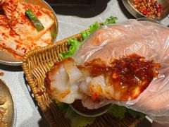 -草家酱蟹炭火烤肉店(珲春南路一店)