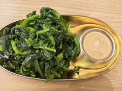 蒜蓉菜心-梨花牛肉汤饭(仁恒伊势丹店)