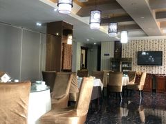 -干老四雅鱼饭店(滨江西路店)