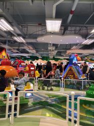 -莫莉幻想儿童乐园(深圳南山欢乐颂店)