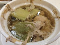 -香港新发烧腊茶餐厅(水围店)