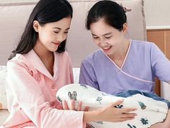 -臻爱住家月嫂育儿嫂(万达店)