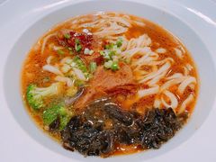 -康师傅私房牛肉面(马泉营奥莱店)