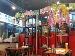 大堂-乐山烧烤·罗田吊锅·小龙虾(航天兴隆国际店)