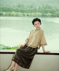 -租旗袍租礼服馆