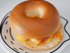 火腿沙拉贝果-Ole 面包房(华润万象城店)