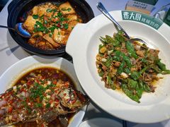 -费大厨辣椒炒肉(黄兴中心广场店)