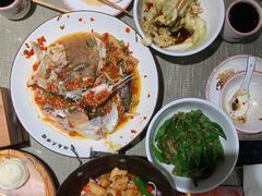 -老湖南民间菜·牛肉十八炒(花都店)