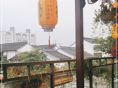 -吴越荣记苏州菜·松鼠桂鱼100%活鱼现做(斜塘老街店)