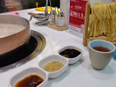 -洪氏嗨捞·猪肚鸡火锅(阳光天地店)
