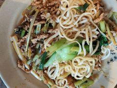-方铲铲·成都板凳面(滨江银泰店)