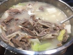 羊肉汤-骄傲de小龙虾 · 全羊馆(新北万达店)