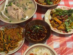 -老方桌烂蹄花川菜馆(九龙坡店)