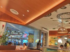 -菲滋意式餐厅(富阳东方茂店)