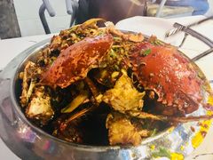 -凤凰路何眼镜香辣蟹(花果园店)
