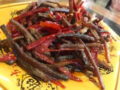 冷吃牛肉-盐井记·自贡美蛙鲜锅兔(中和店)