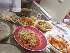 -叁煨蹄花·下饭盐帮菜(人民广场店)