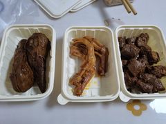 -绝味鸭脖(金顶西街店)