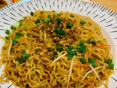 拌面-谊荣海鲜大牌档(石湖店)