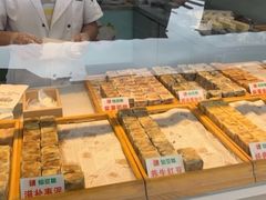 面包甜点陈列柜-馋嘴诱惑