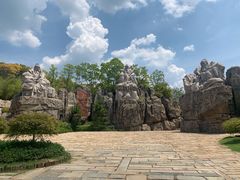 -茅山东方盐湖城景区