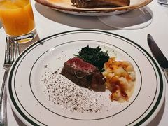 PORTERHOUSE大里脊牛排-Wolfgang’s Steakhouse 沃夫冈牛排馆(上海白玉兰广场店)