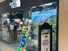 -首创奥特莱斯(西安店)