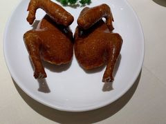 烤乳鸽-利苑酒家(华熙国际店)