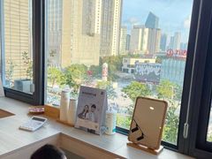 -悦目眼镜(蔡司战略合作门店)