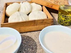 鲜汁大肉包-食膳公园包子铺(烈士公园店)