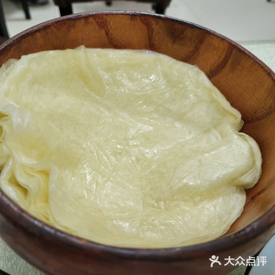 盛园酱骨春饼店