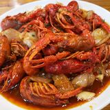 平桥一家龙虾烧烤喝粥俱全的店