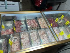 -周良天山牛杂城(天山路总店)
