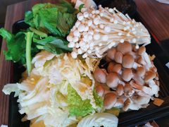 -我那覇豚肉店(カフーナ旭橋店)