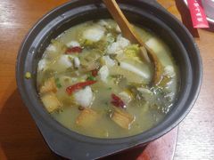 -周鱼小馆石锅酸菜鱼(活力汇店)