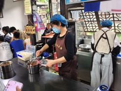 -茅老太臭豆腐