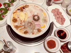 -三人行骨头王火锅(长寿店)