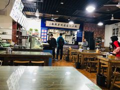 大堂-陇上全荟兰州传统牛肉面(延吉路店)