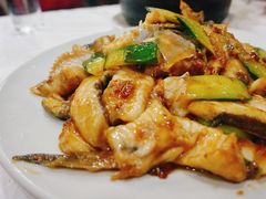 生炒鱼头-广迎居老正兴菜馆