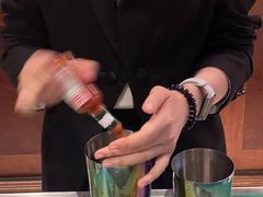 -记者俱乐部酒吧(北京瑞吉酒店)