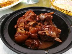 鲍汁焖猪手-鹅城
